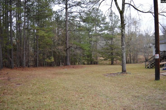 1613 Lakeshore Road, Camden, SC 29020