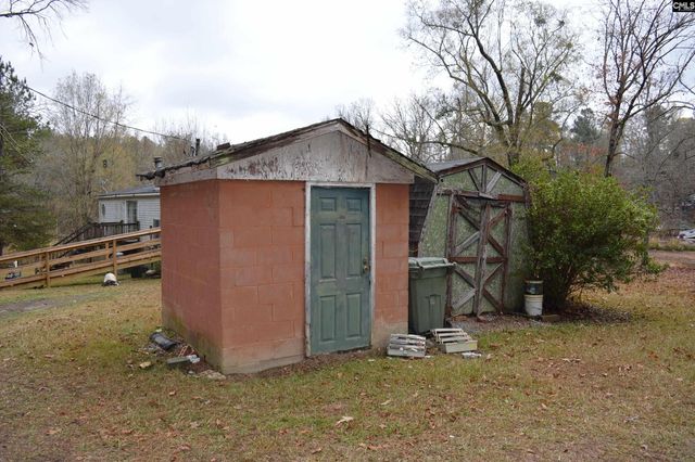 1613 Lakeshore Road, Camden, SC 29020