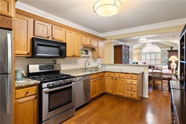 1882 Kolb Farm SW Circle, Marietta, GA 30008