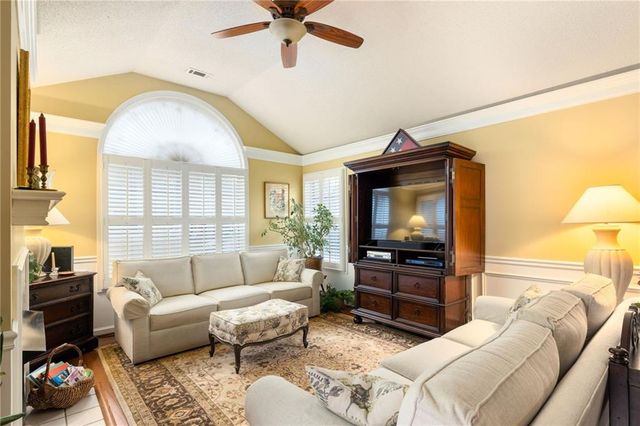 1882 Kolb Farm SW Circle, Marietta, GA 30008