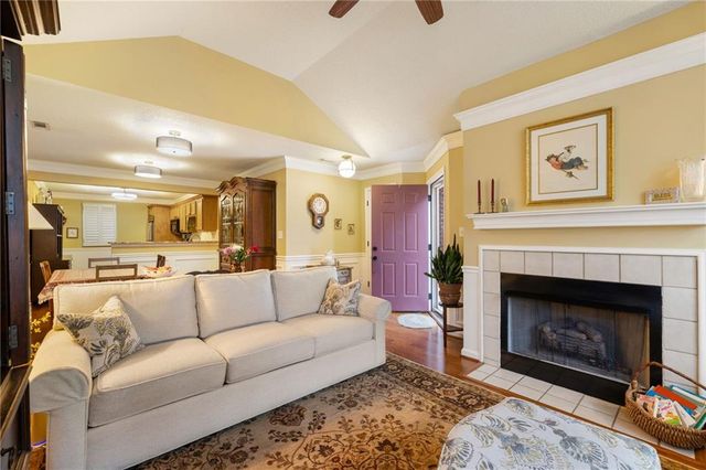 1882 Kolb Farm SW Circle, Marietta, GA 30008