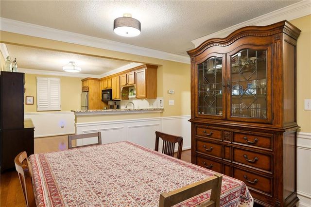 1882 Kolb Farm SW Circle, Marietta, GA 30008