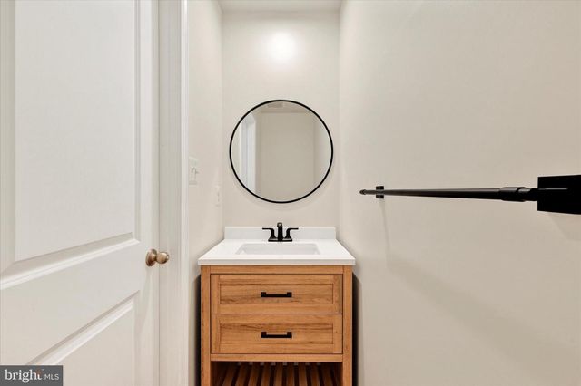 26 BRISTOE STATION RD, Taneytown, MD 21787