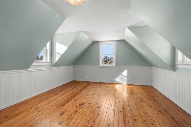 9481 W Pine Lake Road, Prairieville Twp, MI 49046