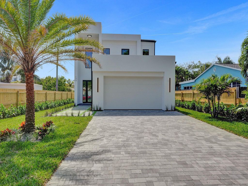 130 E Hart Street, Lantana, FL 33462