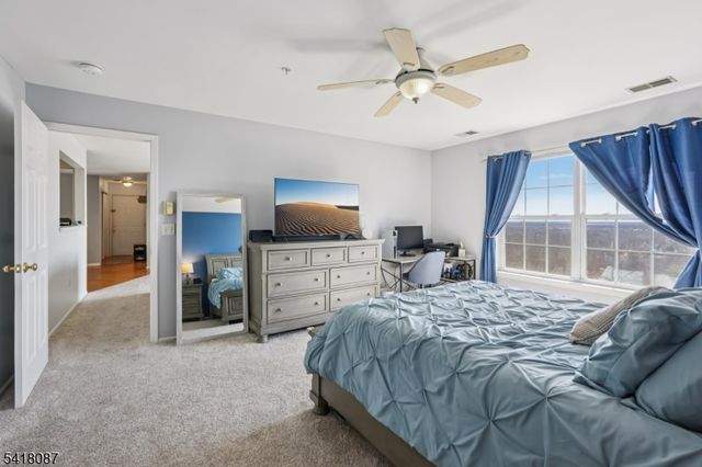 1636 King Ct, Green Brook Twp., NJ 08812