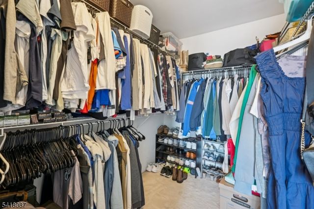 1636 King Ct, Green Brook Twp., NJ 08812