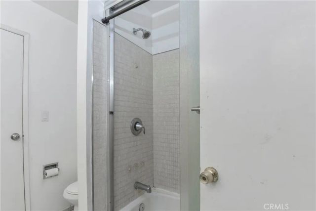 18915 Cantara Street, Reseda, CA 91335