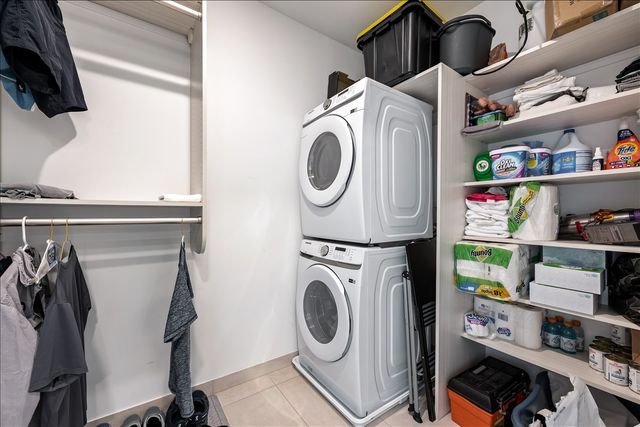 504 N Leavitt Street 302, Chicago, IL 60612