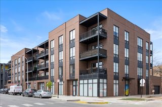 504 N Leavitt Street 302, Chicago, IL 60612