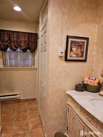 663 Yorktown Lane C, Monroe, NJ 08831