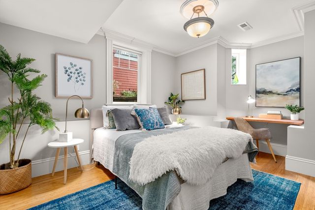 229 Summer Street 1, Somerville, MA 02143