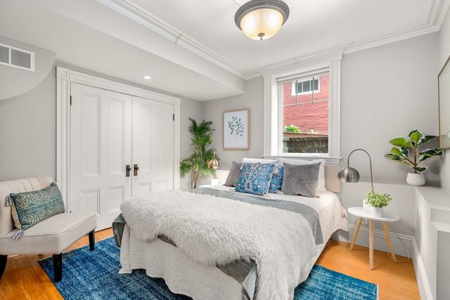 229 Summer Street 1, Somerville, MA 02143