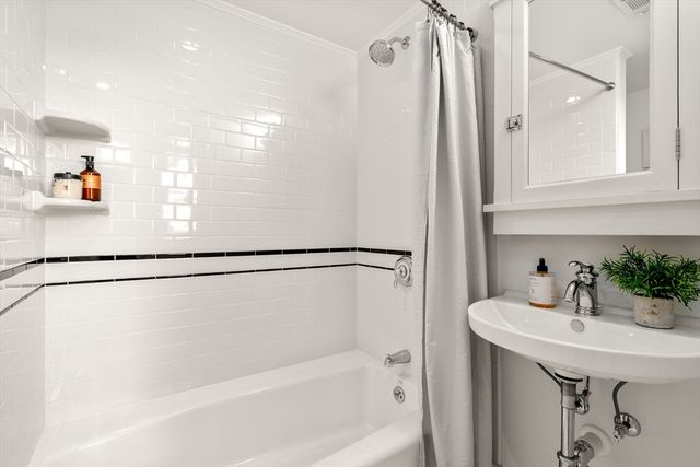 229 Summer Street 1, Somerville, MA 02143