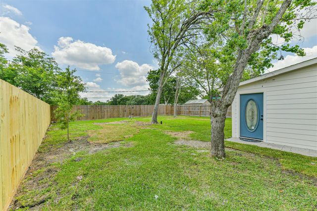 2005 Cheryl Drive, Pearland, TX 77581