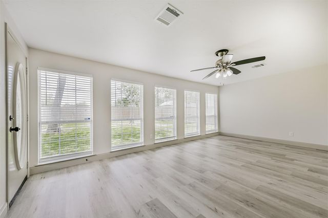 2005 Cheryl Drive, Pearland, TX 77581