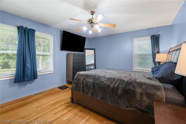 1609 Burnham Road, Fort Smith, AR 72903