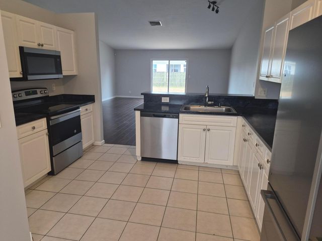 538 SW Baoy Avenue, Port St. Lucie, Port St Lucie, FL 34953