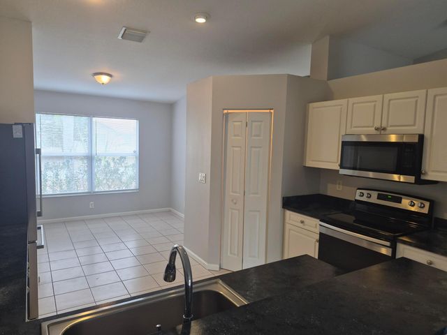 538 SW Baoy Avenue, Port St. Lucie, Port St Lucie, FL 34953