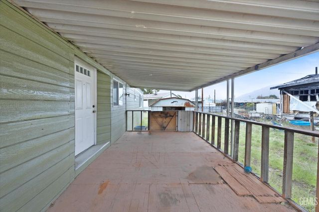 1913 Chain Avenue, Lake Isabella, CA 93240