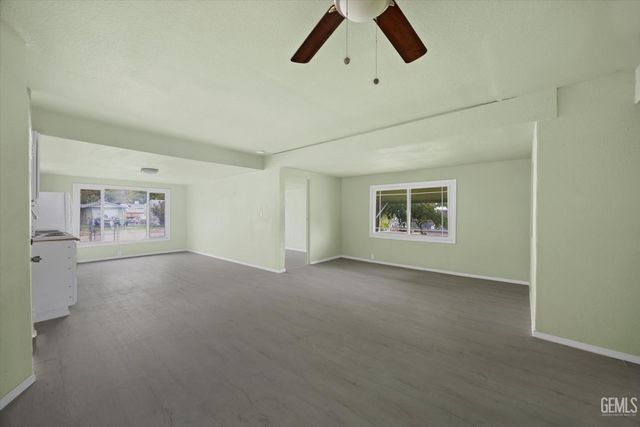 1913 Chain Avenue, Lake Isabella, CA 93240