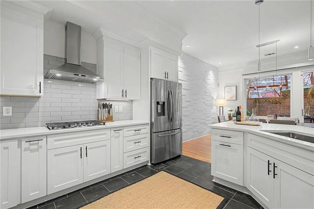 3317 Buckhead Forest NE Mews, Atlanta, GA 30305