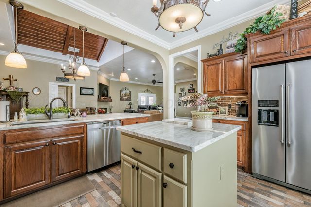 7902 PILGRIM Drive, Amarillo, TX 79119