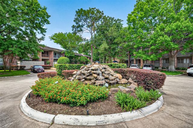 6470 Bayou Glen Road 6470, Houston, TX 77057