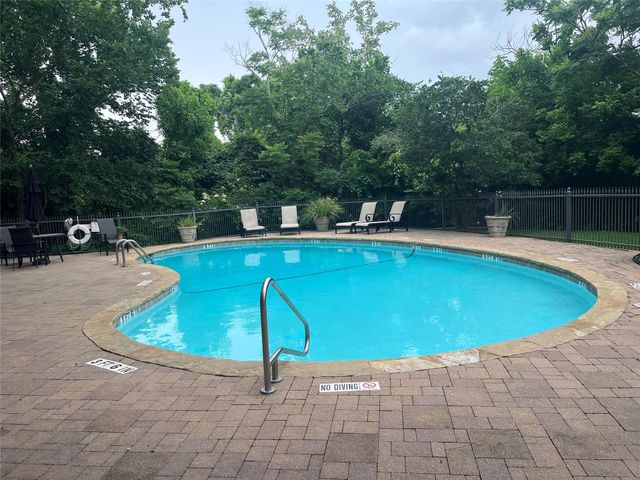 6470 Bayou Glen Road 6470, Houston, TX 77057