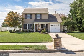6 MULBERRY LN, Eastampton, NJ 08060
