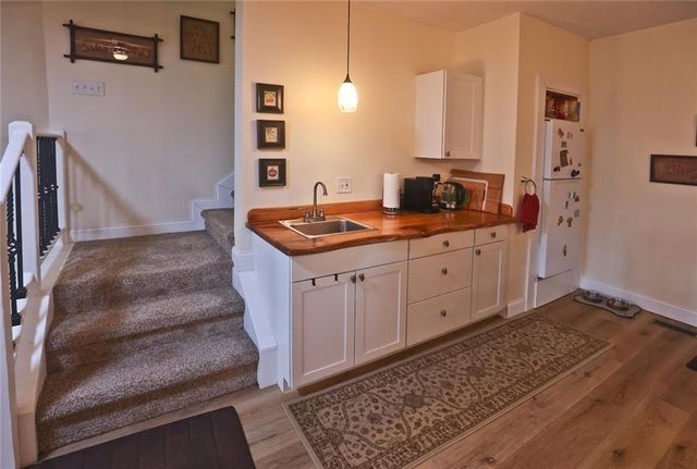 42 Crooked Branch Drive, Clayton, GA 30525