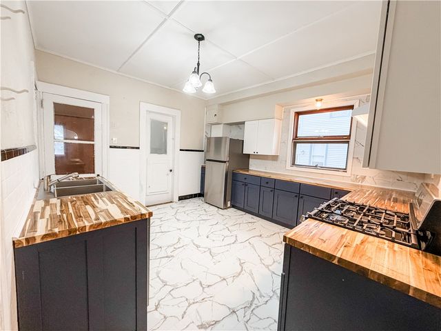 7 South Lewis Street, Auburn, NY 13021