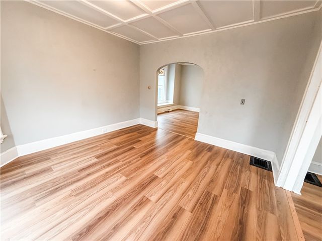 7 South Lewis Street, Auburn, NY 13021