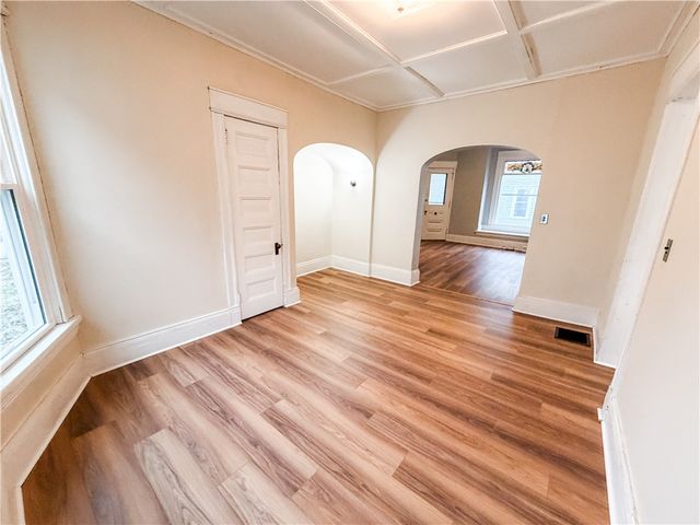 7 South Lewis Street, Auburn, NY 13021