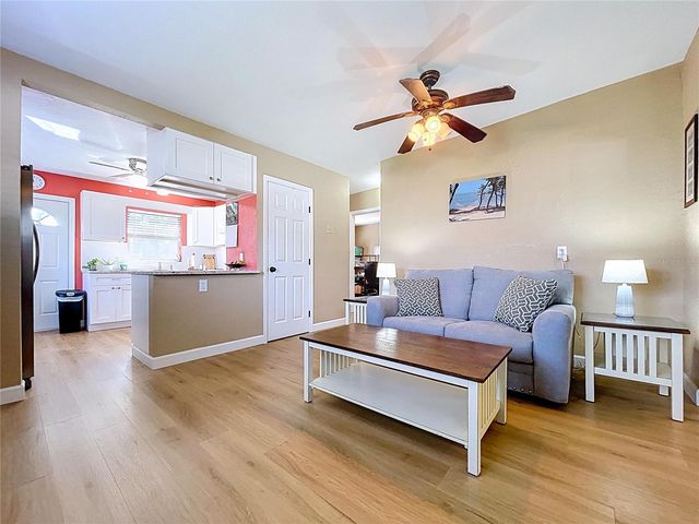 4042 ARKANSAS AVENUE NE, St Petersburg, FL 33703