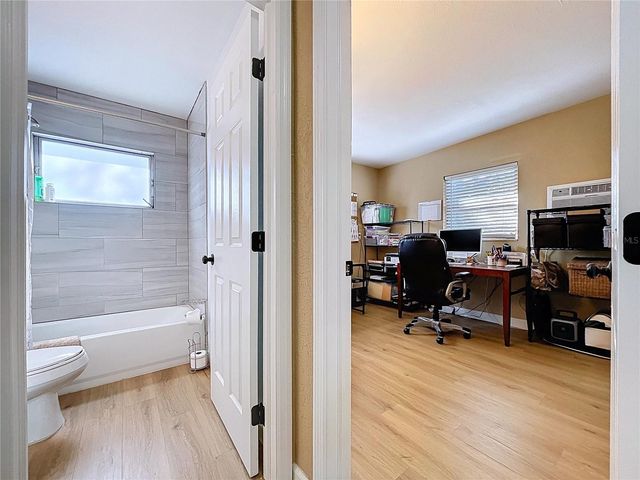 4042 ARKANSAS AVENUE NE, St Petersburg, FL 33703