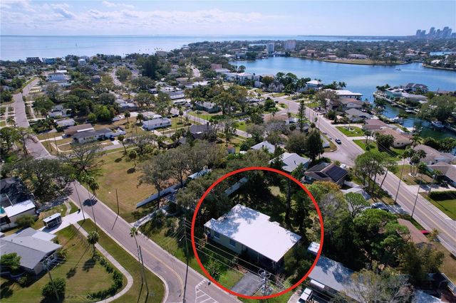 4042 ARKANSAS AVENUE NE, St Petersburg, FL 33703