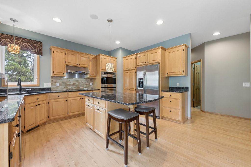 8126 Pristine Pine Trail, Eden Prairie, MN 55347 — photo 3