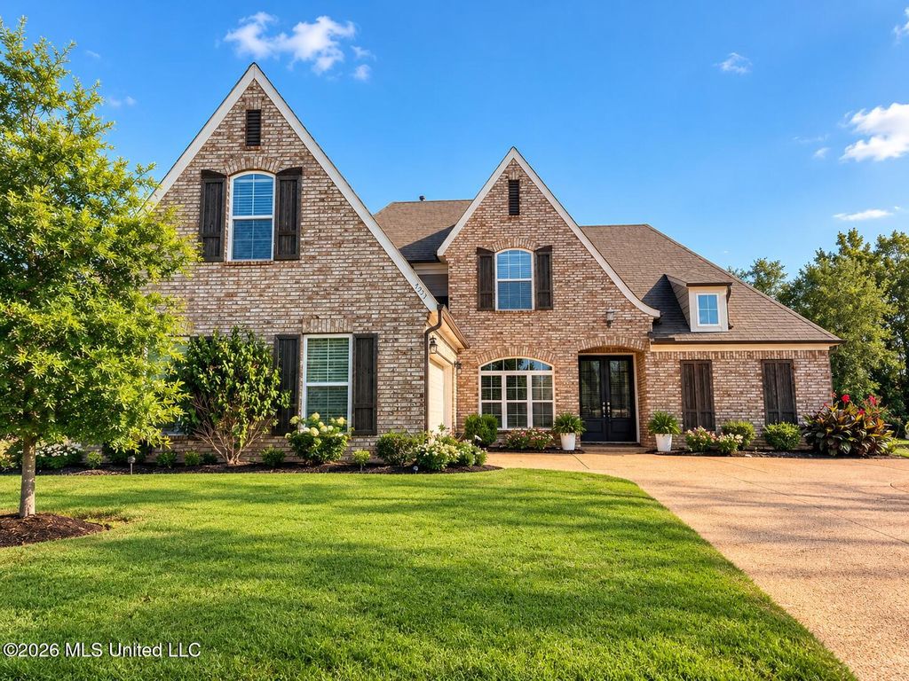7337 E Hawks Crossing Drive, Olive Branch, MS 38654 — exterior
