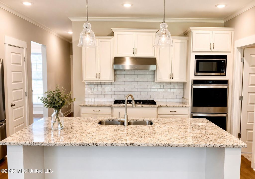 7337 E Hawks Crossing Drive, Olive Branch, MS 38654 — photo 5