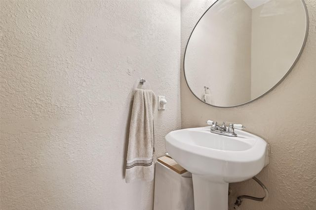 13914 Elmpark Court, Houston, TX 77014