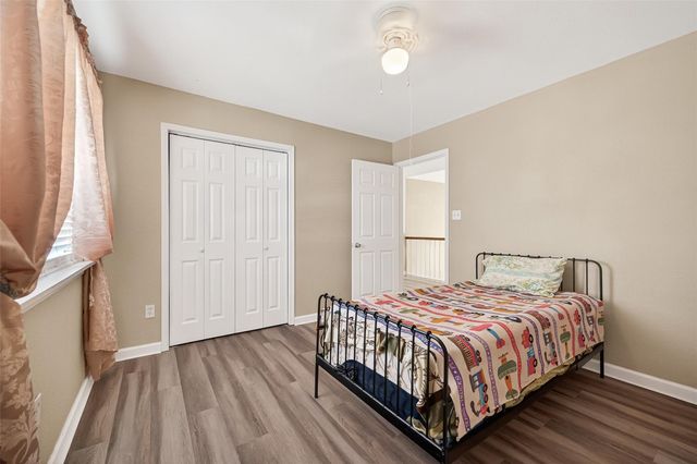 13914 Elmpark Court, Houston, TX 77014