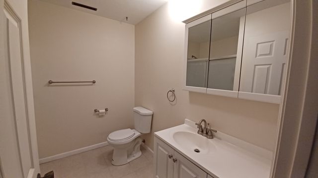 814 13th Avenue N 1-C, Clinton, IA 52732