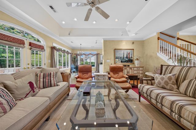 3802 Cagney Ln., Myrtle Beach, SC 29577