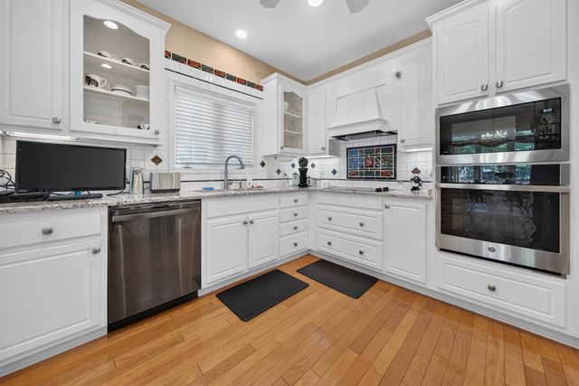 3802 Cagney Ln., Myrtle Beach, SC 29577