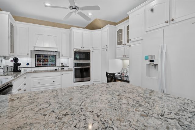 3802 Cagney Ln., Myrtle Beach, SC 29577