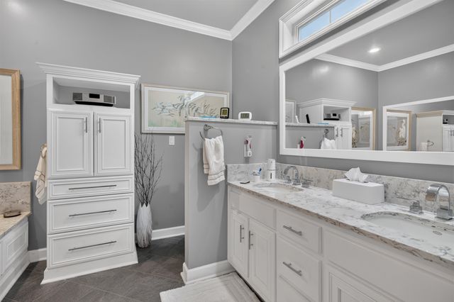 3802 Cagney Ln., Myrtle Beach, SC 29577