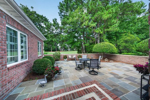 3802 Cagney Ln., Myrtle Beach, SC 29577