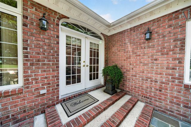 3802 Cagney Ln., Myrtle Beach, SC 29577