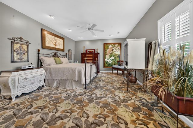 3802 Cagney Ln., Myrtle Beach, SC 29577